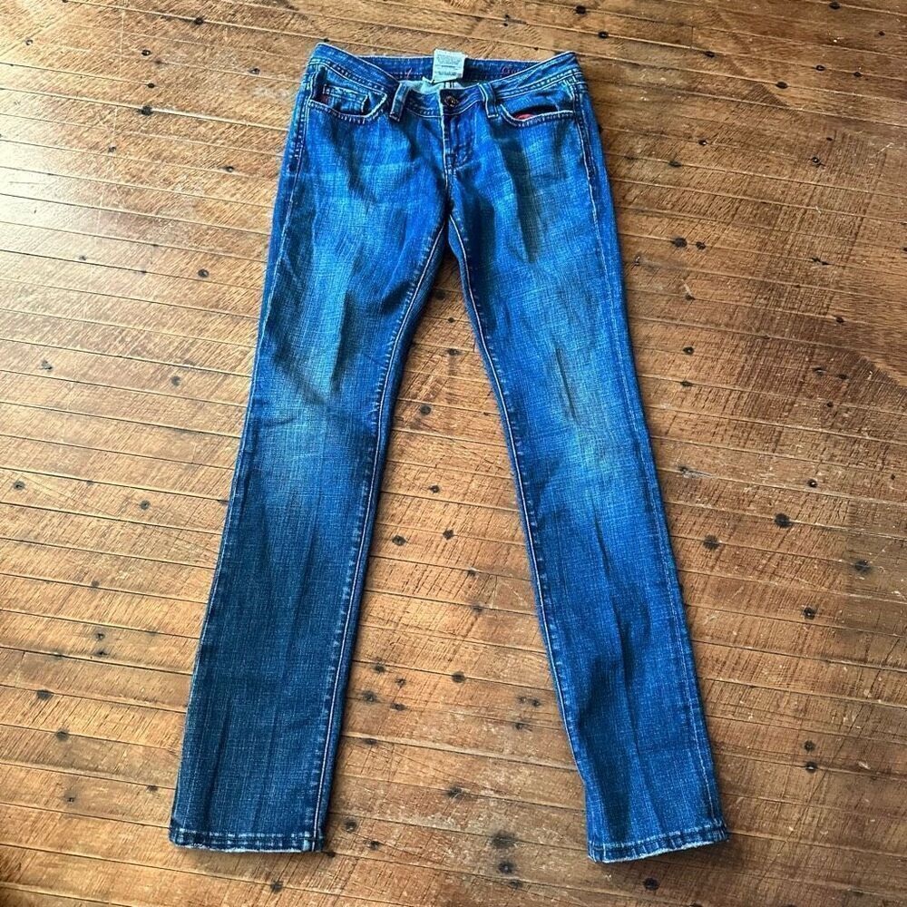 Miss Me distressed low rise size 26 Red straight jeans